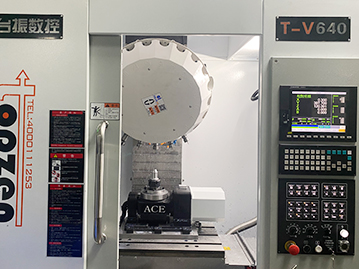 精密五軸鑽銑中心